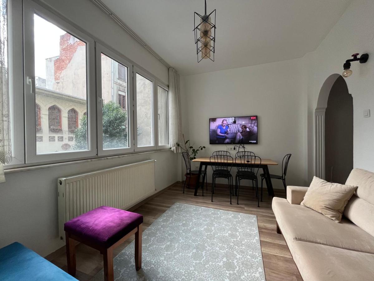 Centrally Located, 2+1 House In Taksim, Cihangir Apartment อิสตันบูล ภายนอก รูปภาพ