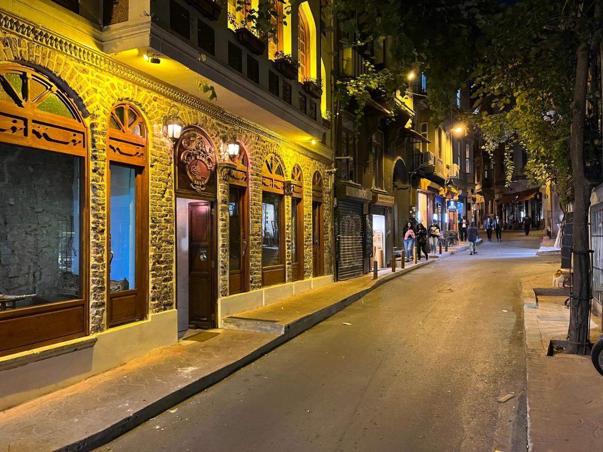 Centrally Located, 2+1 House In Taksim, Cihangir Apartment อิสตันบูล ภายนอก รูปภาพ