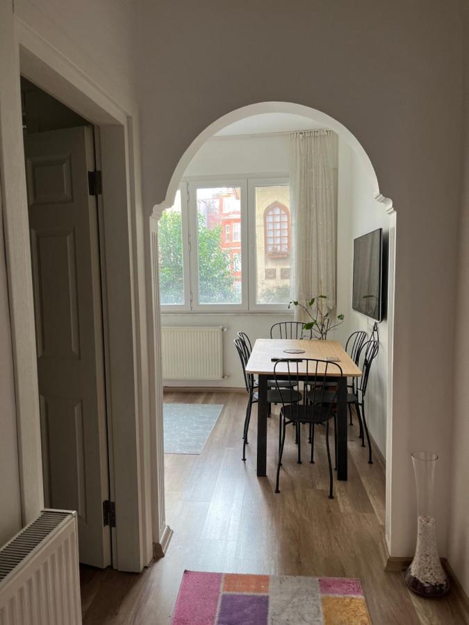 Centrally Located, 2+1 House In Taksim, Cihangir Apartment อิสตันบูล ภายนอก รูปภาพ