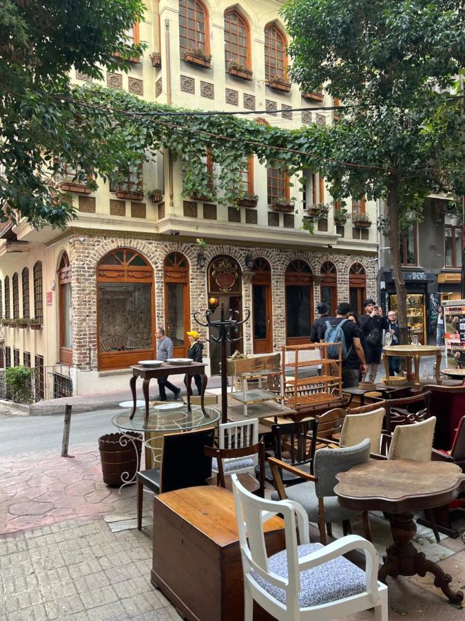 Centrally Located, 2+1 House In Taksim, Cihangir Apartment อิสตันบูล ภายนอก รูปภาพ