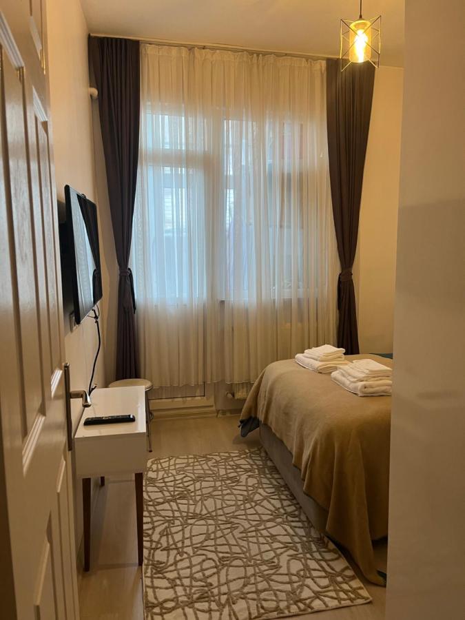 Centrally Located, 2+1 House In Taksim, Cihangir Apartment อิสตันบูล ภายนอก รูปภาพ