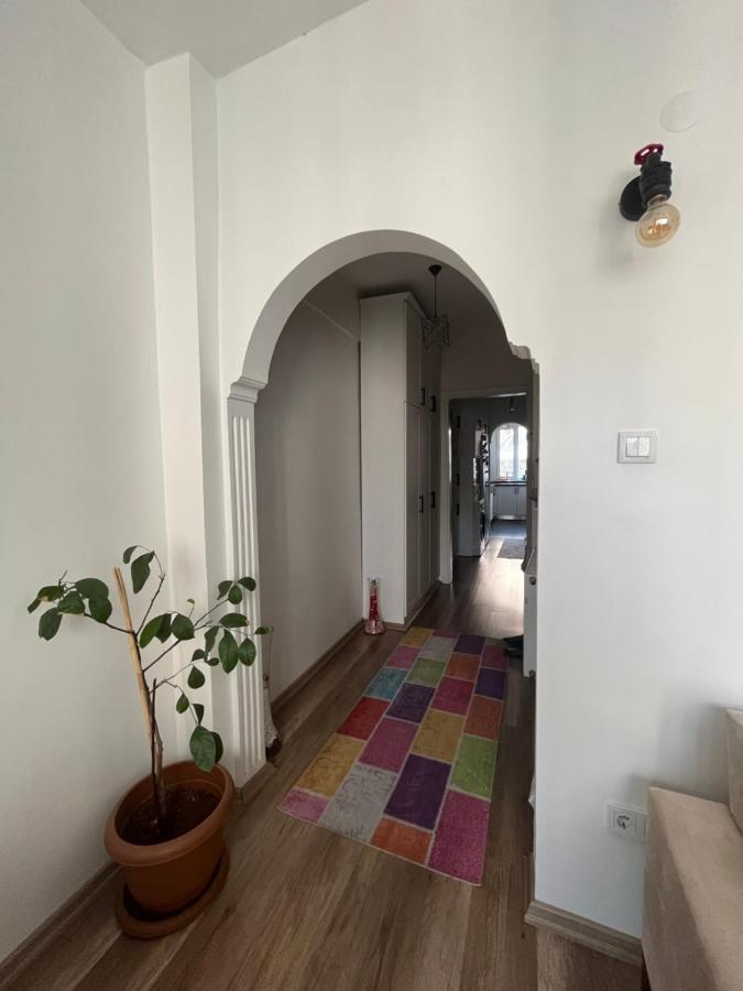 Centrally Located, 2+1 House In Taksim, Cihangir Apartment อิสตันบูล ภายนอก รูปภาพ