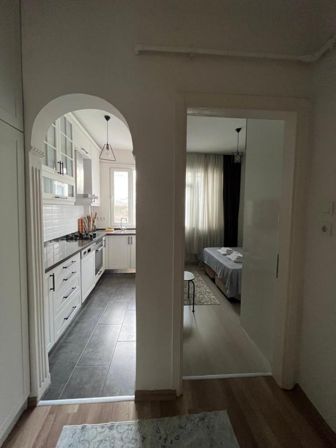 Centrally Located, 2+1 House In Taksim, Cihangir Apartment อิสตันบูล ภายนอก รูปภาพ