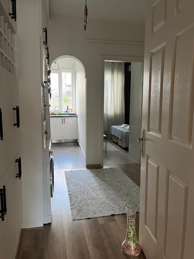Centrally Located, 2+1 House In Taksim, Cihangir Apartment อิสตันบูล ภายนอก รูปภาพ