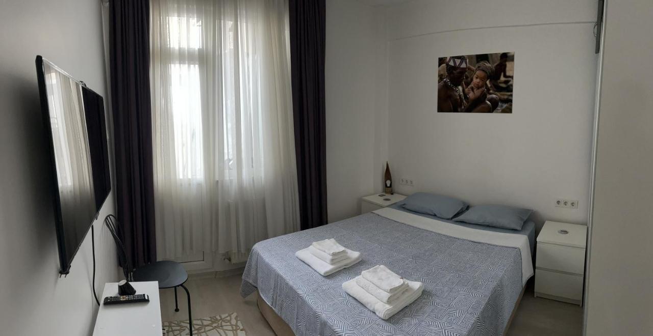 Centrally Located, 2+1 House In Taksim, Cihangir Apartment อิสตันบูล ภายนอก รูปภาพ