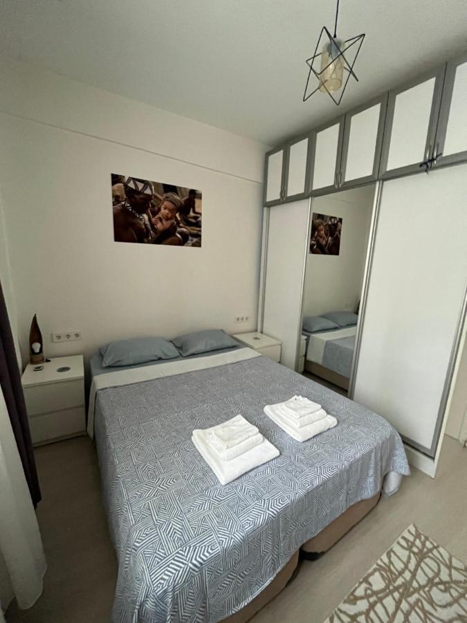 Centrally Located, 2+1 House In Taksim, Cihangir Apartment อิสตันบูล ภายนอก รูปภาพ
