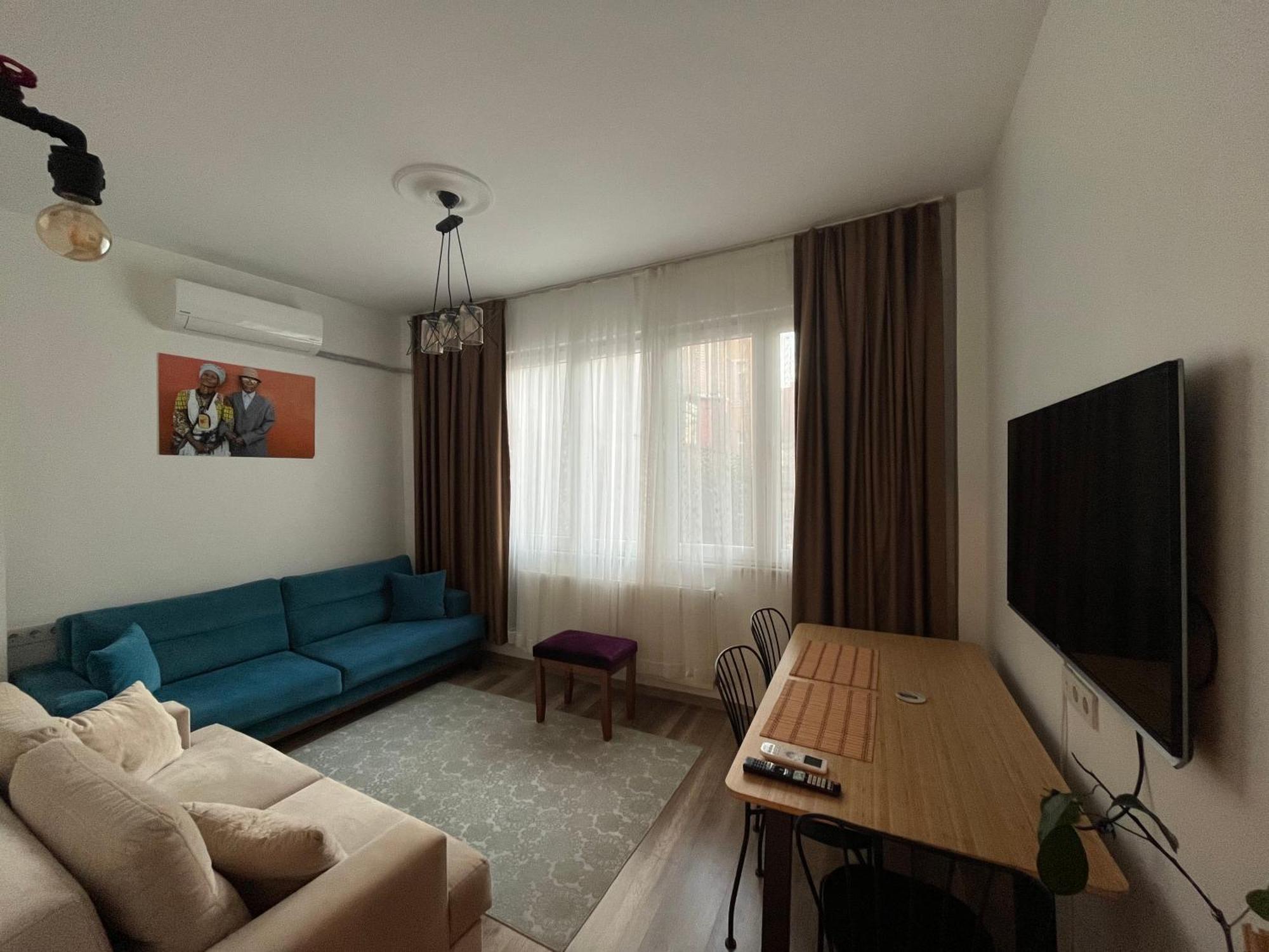 Centrally Located, 2+1 House In Taksim, Cihangir Apartment อิสตันบูล ภายนอก รูปภาพ